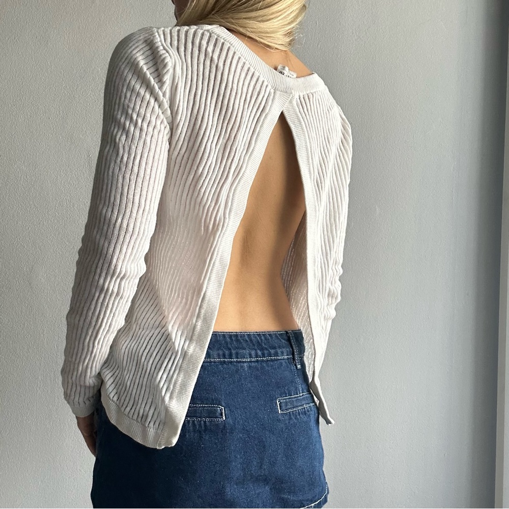 AUS Brand Subtitled Open Back Crew Neck Knitted  Long Sleeves Sweater in White